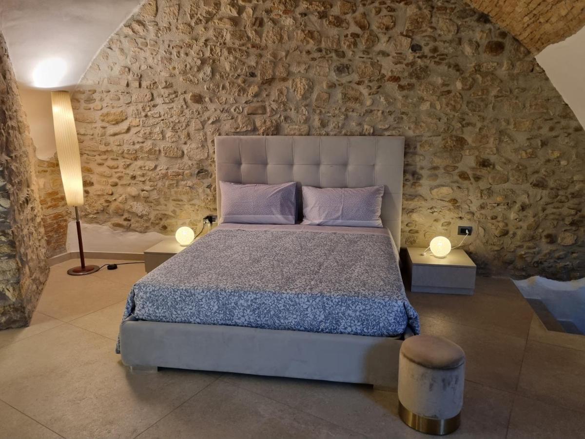 Suite D'Avalos Venosa Bagian luar foto