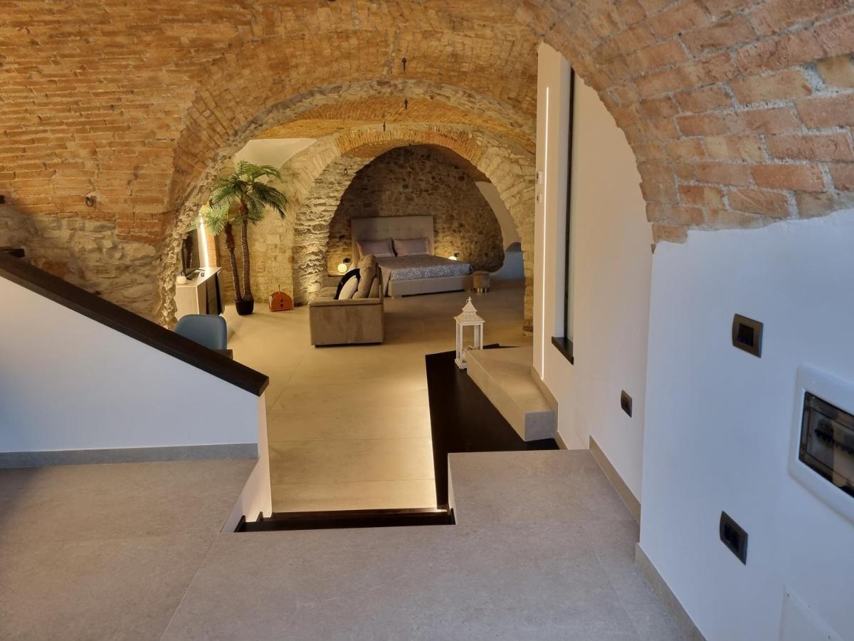 Suite D'Avalos Venosa Bagian luar foto
