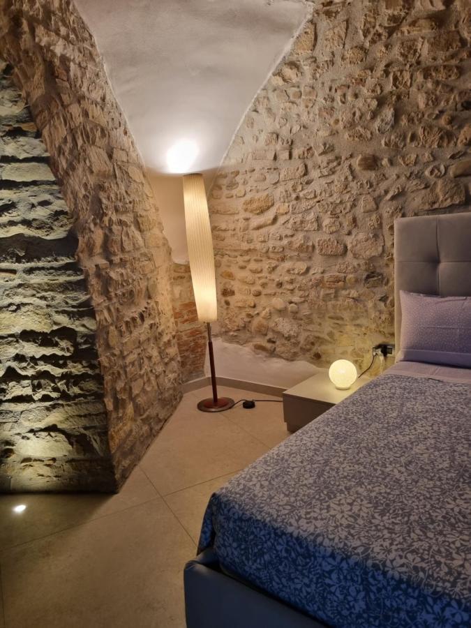 Suite D'Avalos Venosa Bagian luar foto