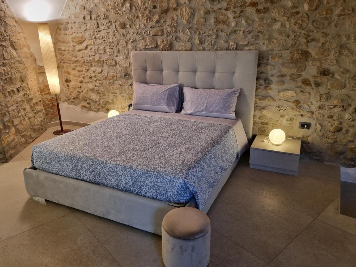 Suite D'Avalos Venosa Bagian luar foto