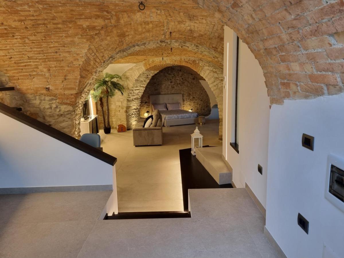 Suite D'Avalos Venosa Bagian luar foto