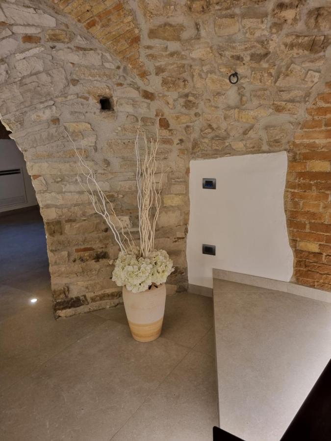 Suite D'Avalos Venosa Bagian luar foto