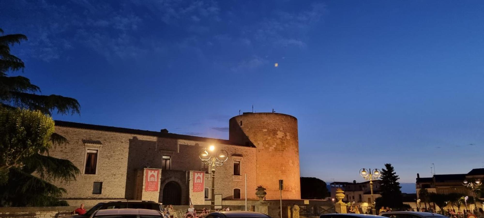 Suite D'Avalos Venosa Bagian luar foto